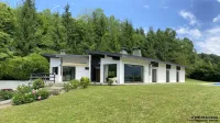 2108-Extérieur copyright